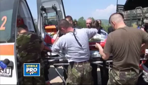 Imprudenta i-a costat scump pe doi militari din Bistrita-Nasaud