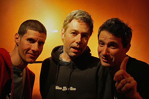 Adam Yauch, unul dintre membrii formatiei Beastie Boys, a murit dupa trei ani de suferinta