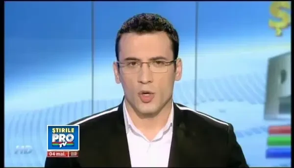 Chiar daca le-a ars locuinta, sunt fericiti. Catelusa Jessie a fost salvata