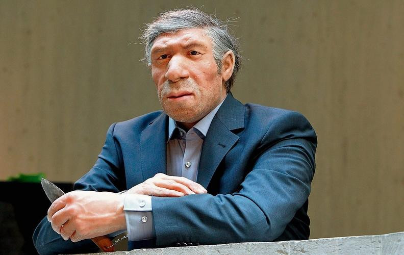 "Omul de afaceri" in varsta de 40.000 de ani. Imaginea zilei intr-un muzeu din Germania