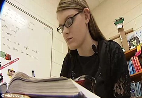 "Nu ma spalam si purtam aceleasi haine cu lunile".Fata care a invins destinul si va merge la Harvard