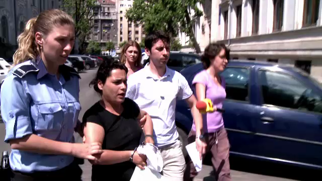 Operatiunea "Telegrama" sau cum a reusit o vaduva cu o coroana sa fure bijuterii de 150.000 de euro