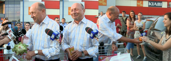 Traian Basescu, conferinta de presa in parcarea hipermarketului: Sper ca guvernul Ponta sa treaca