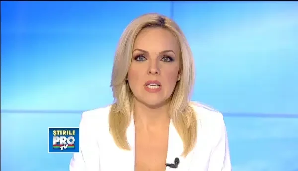 Au fost salvati din prapastia in care s-au prabusit cu masina de cativa ofiteri din marina americana