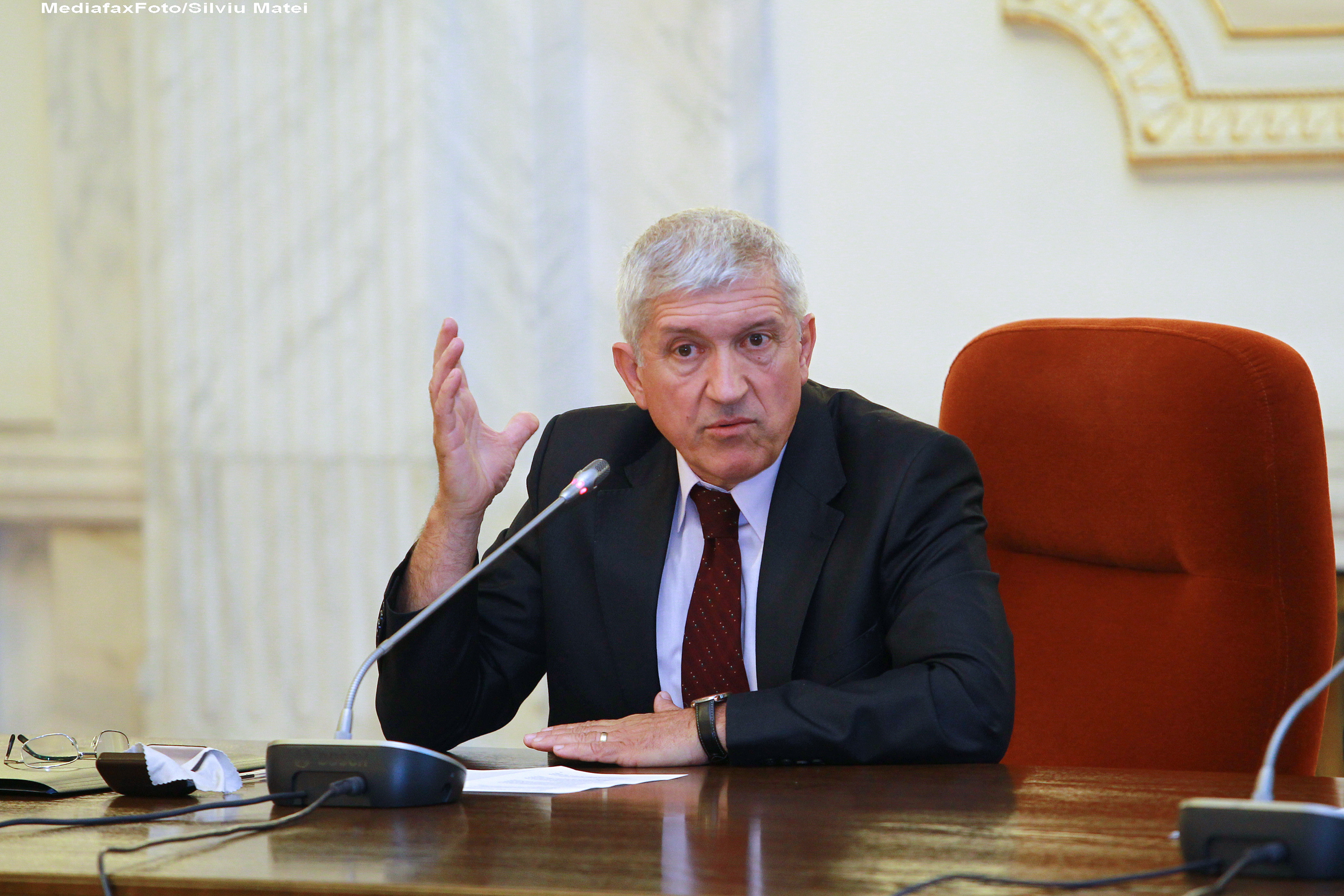 Mircea Diaconu nu mai poate fi ministru al Culturii. A fost declarat DEFINITIV incompatibil