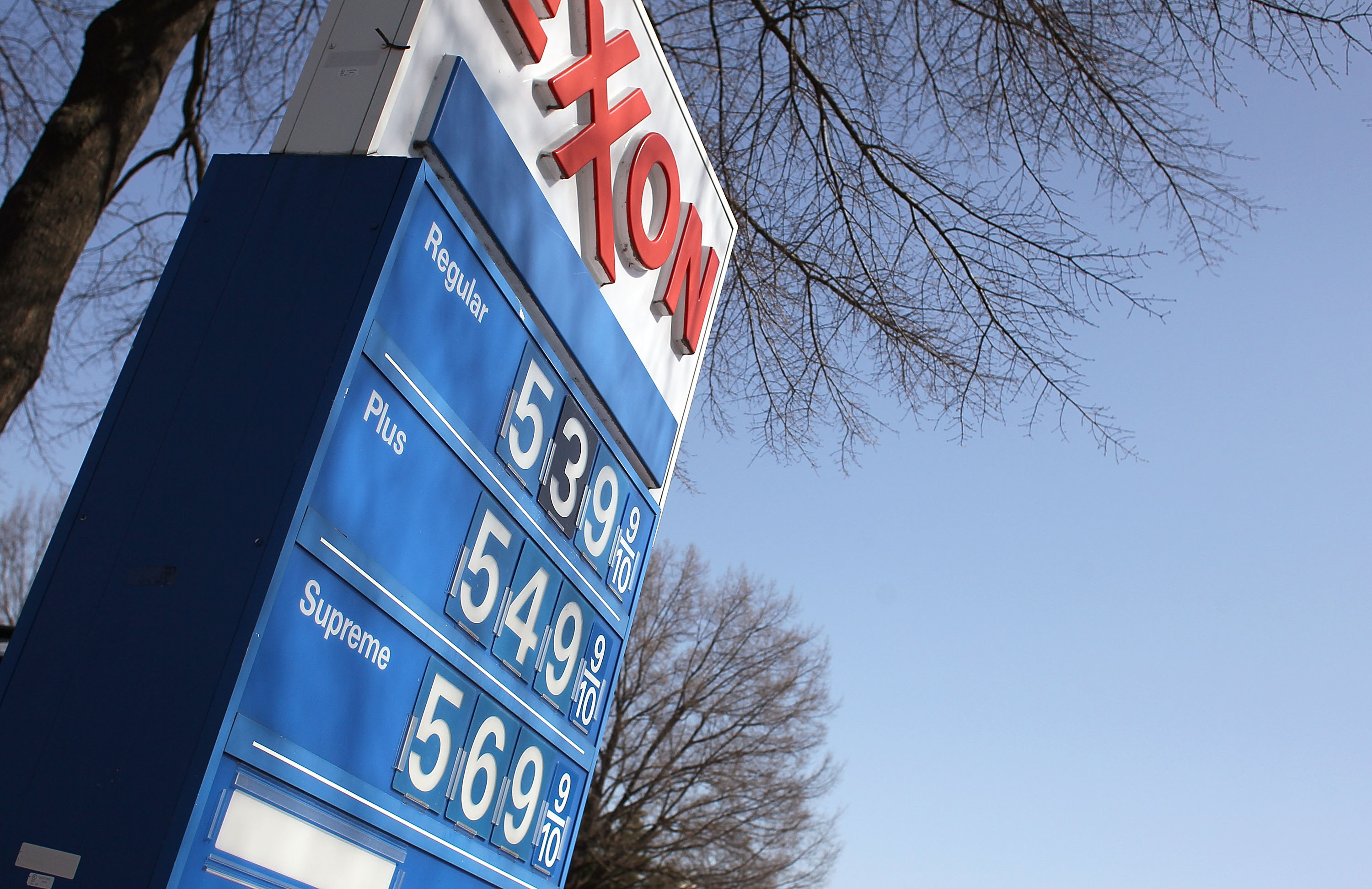 Depasire la varf in Fortune Top 500. Companiile petroliere urca puternic in plina criza a preturilor