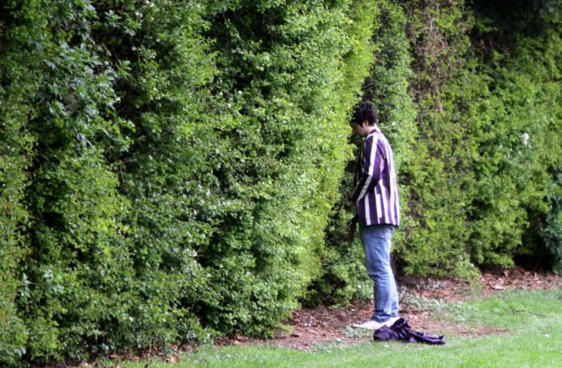 Ce se intampla cand 2000 de studenti de la Cambridge se imbata. "Ei vor deveni crema societatii?"