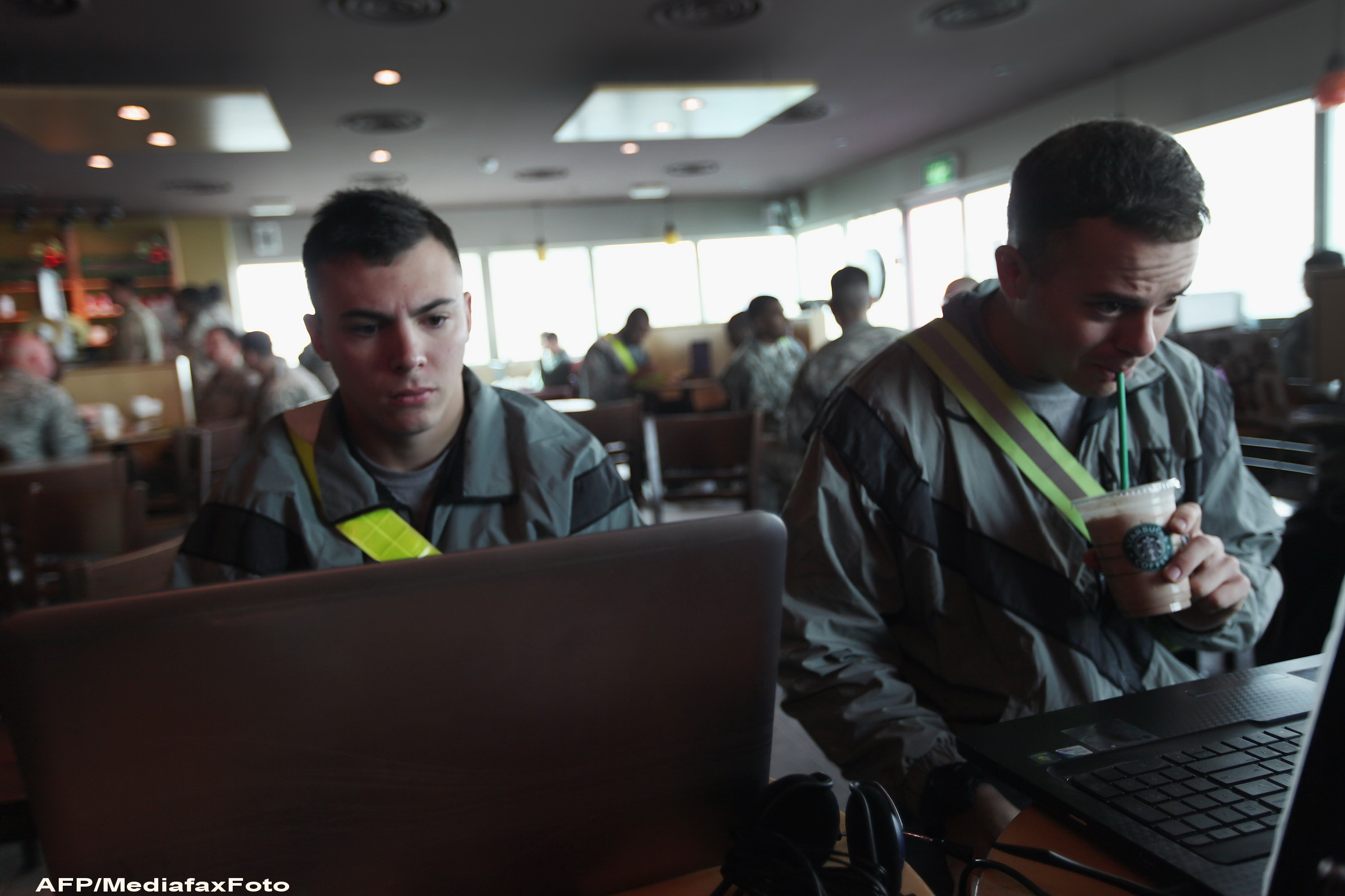 Studiu: Cititul e-mailurilor este un factor mare de stres. Cum sa ne informam fara a ne imbolnavi