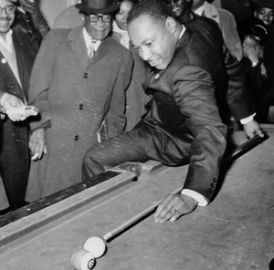 8 POZE care ne vor schimba perceptia despre unele personalitati! FOTO