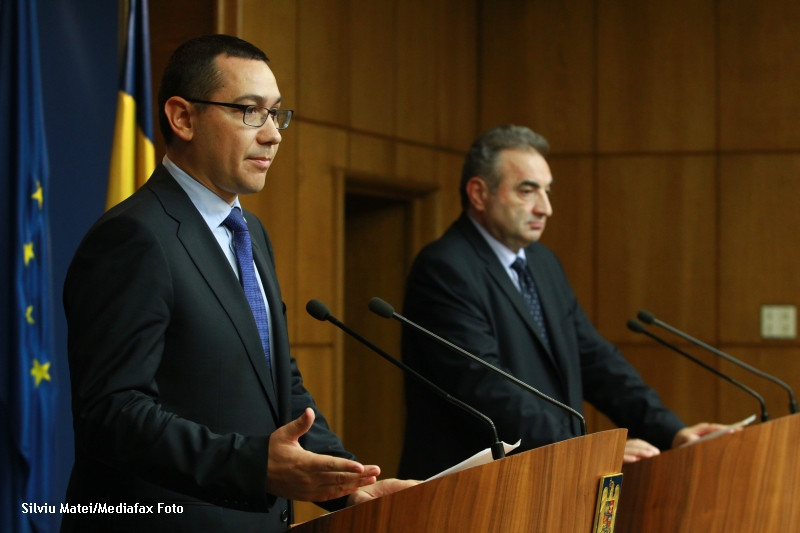 Ponta: Vom taia din cheltuielile Fondului de rezerva pentru a acoperi impactul reducerii TVA si CAS