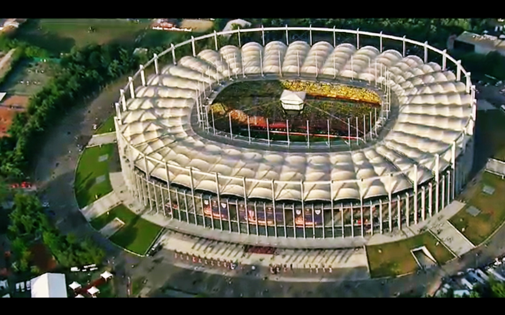 National Arena, Sala Palatului si 93% din scoli NU au autorizatie ISU. Amenda ridicola prevazuta in aceste cazuri