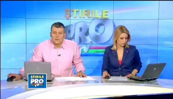 Culmea reparatiilor.Au spart conducta de apa cand incercau sa repare o defectiune la tevile de gaze