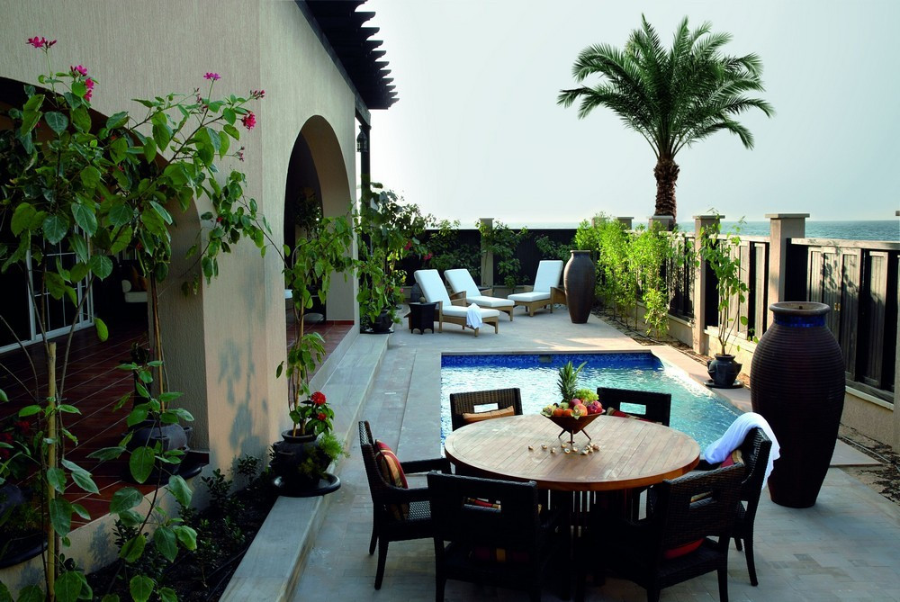 Daca ajungi in Abu Dhabi trebuie sa stai aici!