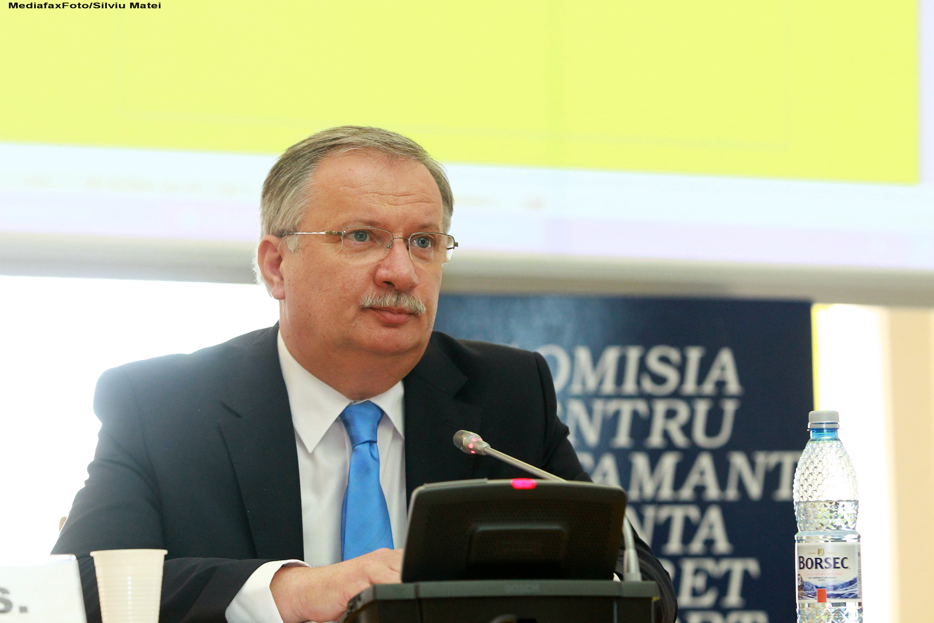 Bacalaureatul poate fi schimbat radical din 2013. Mang vrea trei examene, pe niveluri de competente