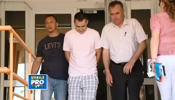 Retinut pentru tentativa de omor. Un tanar de 23 de ani e suspectat ca ar fi injunghiat un student