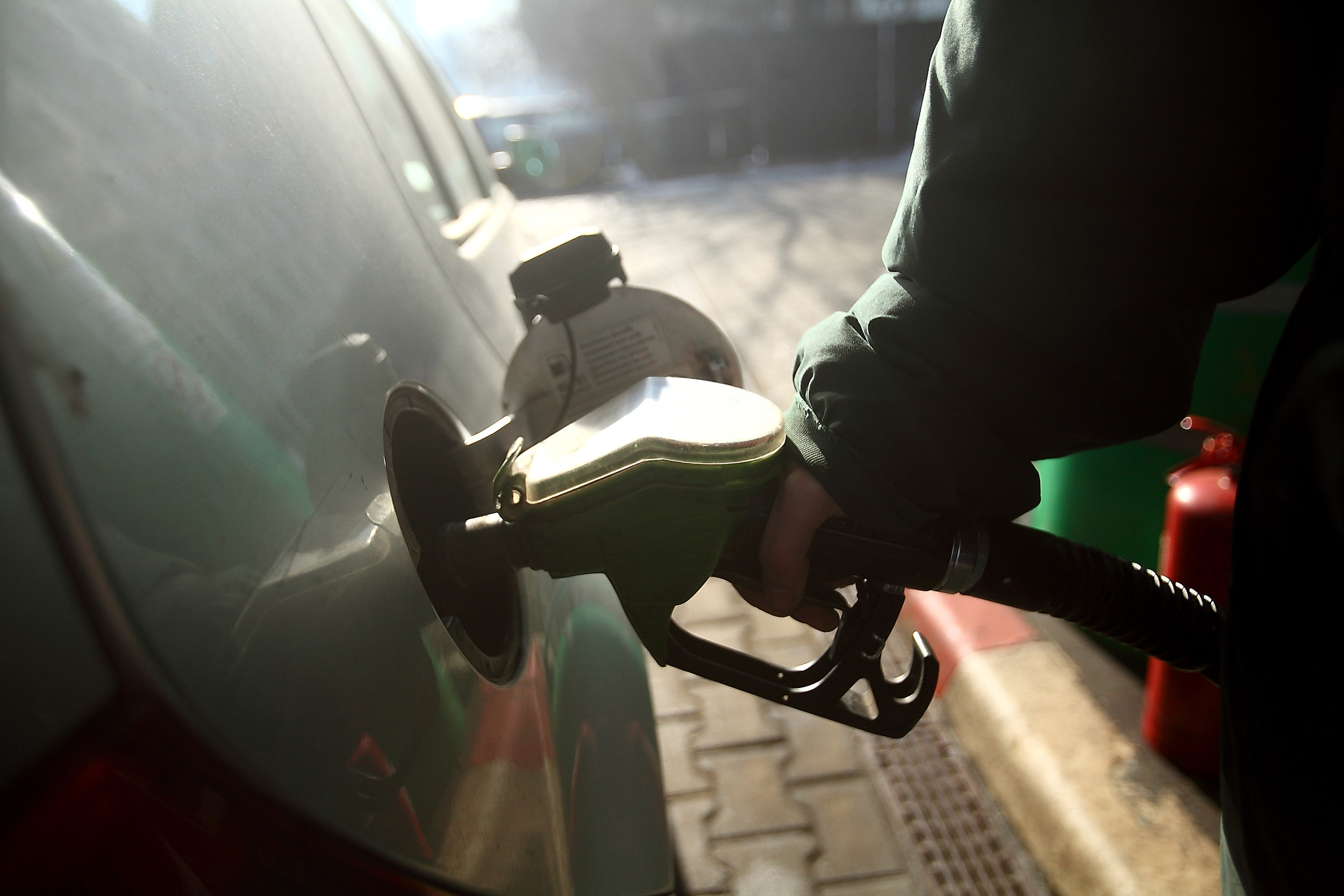 Romania, fruntasa la capitolul cea mai scumpa benzina, printre tari ca Nigeria sau Africa de Sud