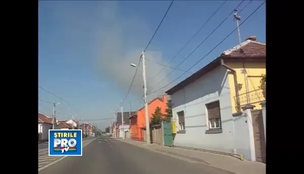 Cimitir in flacari.Coroanele uscate de la “Pomenirea” au fost incendiate iar fumul a acoperit orasul