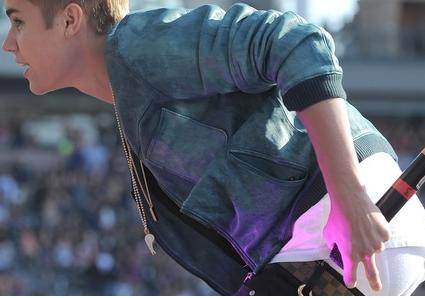 A reusit sa enerveze intreaga Anglie. Declaratia facuta de Justin Bieber despre Printul William