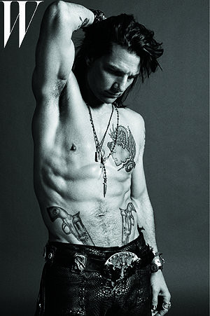 Actorul care la cei aproape 50 de ani ai sai arata ma bine ca niciodata. Doamnele, mute de admiratie