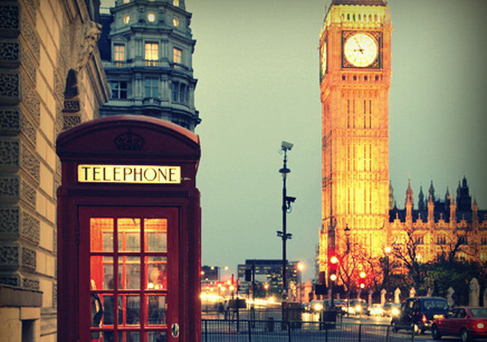 Zambetul e noul like. Viata fabuloasa a oamenilor care nu stiu ce e Facebook-ul