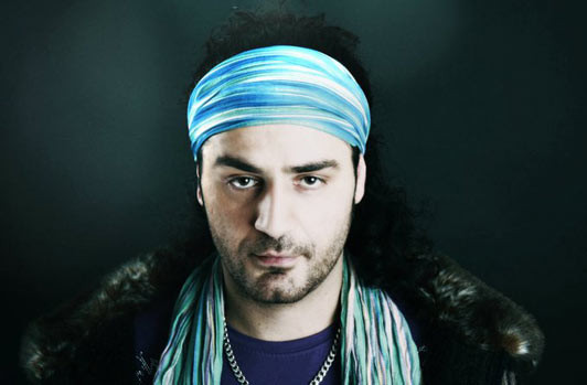 Recompensa de 100.000 de dolari pe capul unui rapper. Melodia sa jigneste un imam. VIDEO