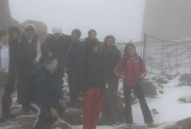 Iarna s-a intors la munte. Un strat de 10 centimetri de zapada s-a asternut in Bucegi