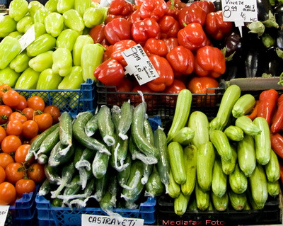 Adaos de aproape 1000%. Cat costa de fapt mancarea din farfuria ta. Traseul alimentelor de import