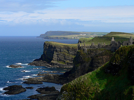 "Copilul exemplu" al zonei euro ramane corigent. O noua tara zguduie Europa