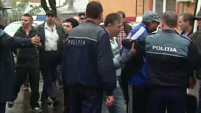 Cursa nebuna incheiata cu focuri de arma, in Sectorul 3 al Capitalei. Sapte indivizi, retinuti