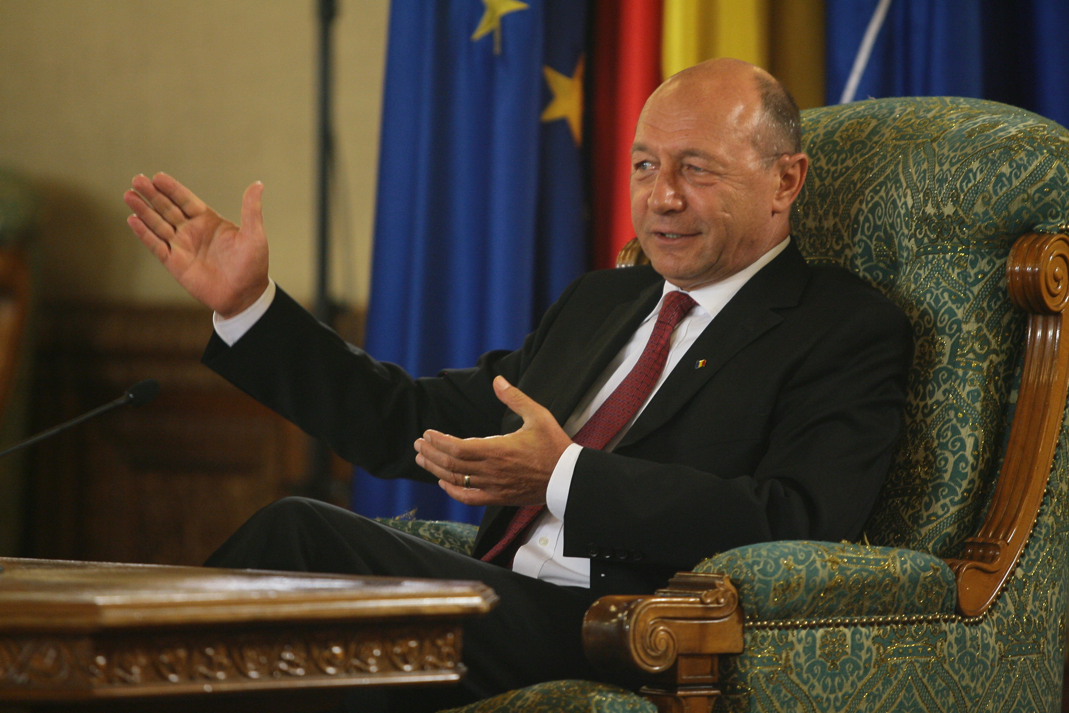 Pe taram american, Basescu si-a admis "restantele" - Legea Sanatatii si reorganizarea teritoriala