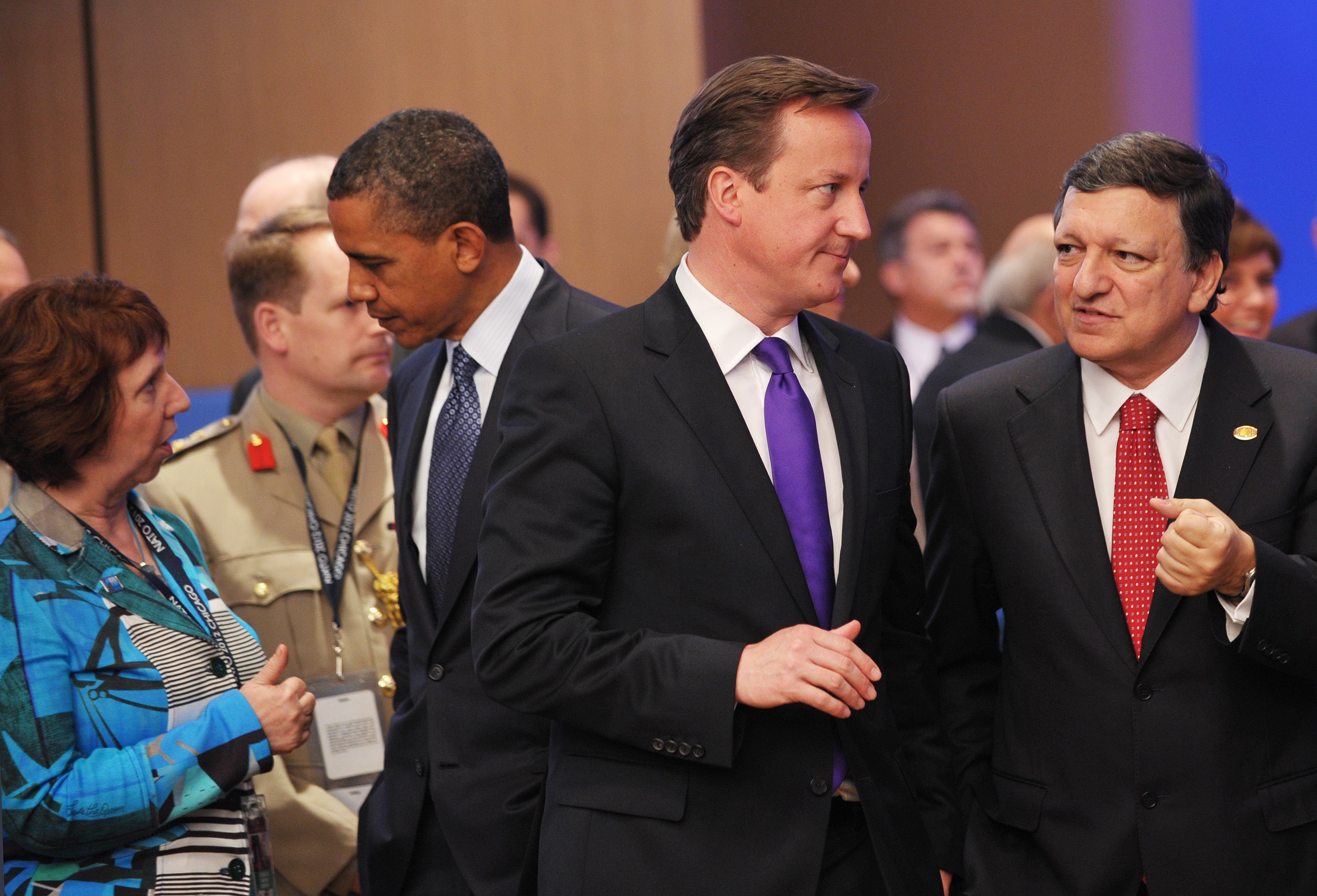 Cameron vrea ca Grecia sa inteleaga clar mesajul:"In iunie votati daca ramaneti sau nu in zona euro"