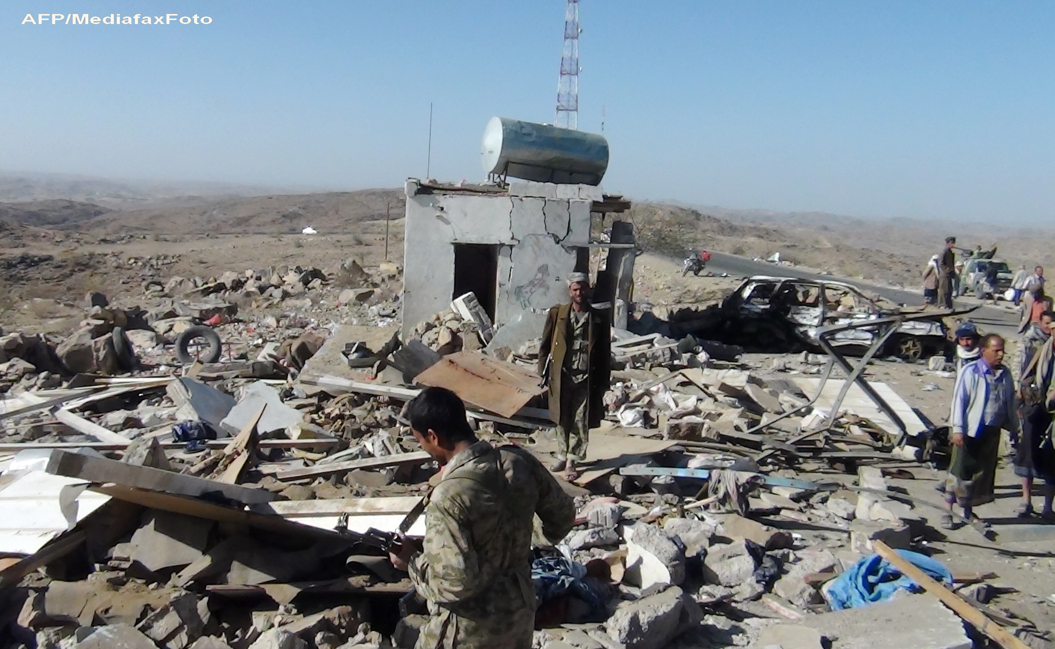 Masacru in Yemen revendicat de Al-Qaeda. Un sinucigas cu bomba a ucis cel putin 20 de persoane!