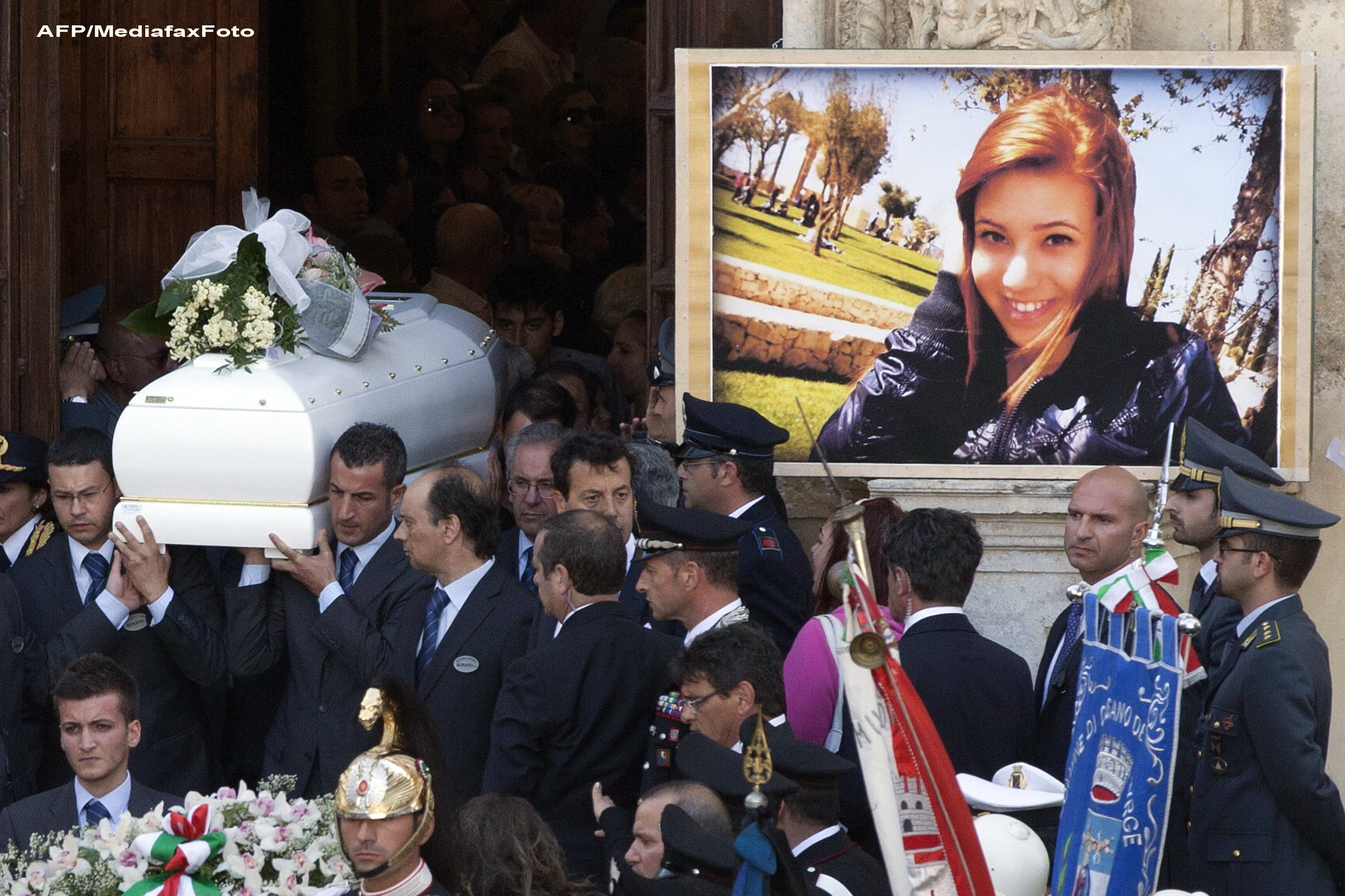 Iubita barbatului suspectat in cazul atentatului de la Brindisi este romanca