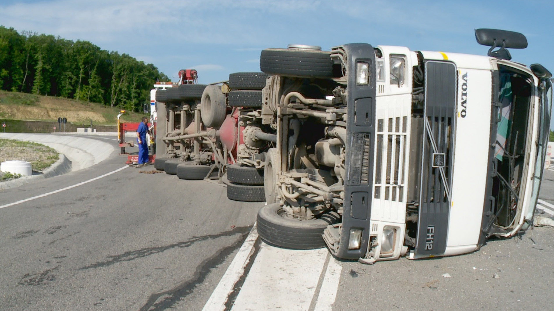 Un autotren s-a rasturnat pe centura Apahida-Valcele