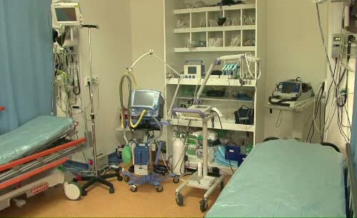 Inconstienta unui plutonier i-a distrus viata fiului acestuia. Copilul a ramas fara o mana