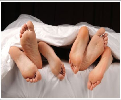 O partida de sex in 3 organizata pe Facebook s-a terminat prost pentru o tanara. Ce greseala a facut