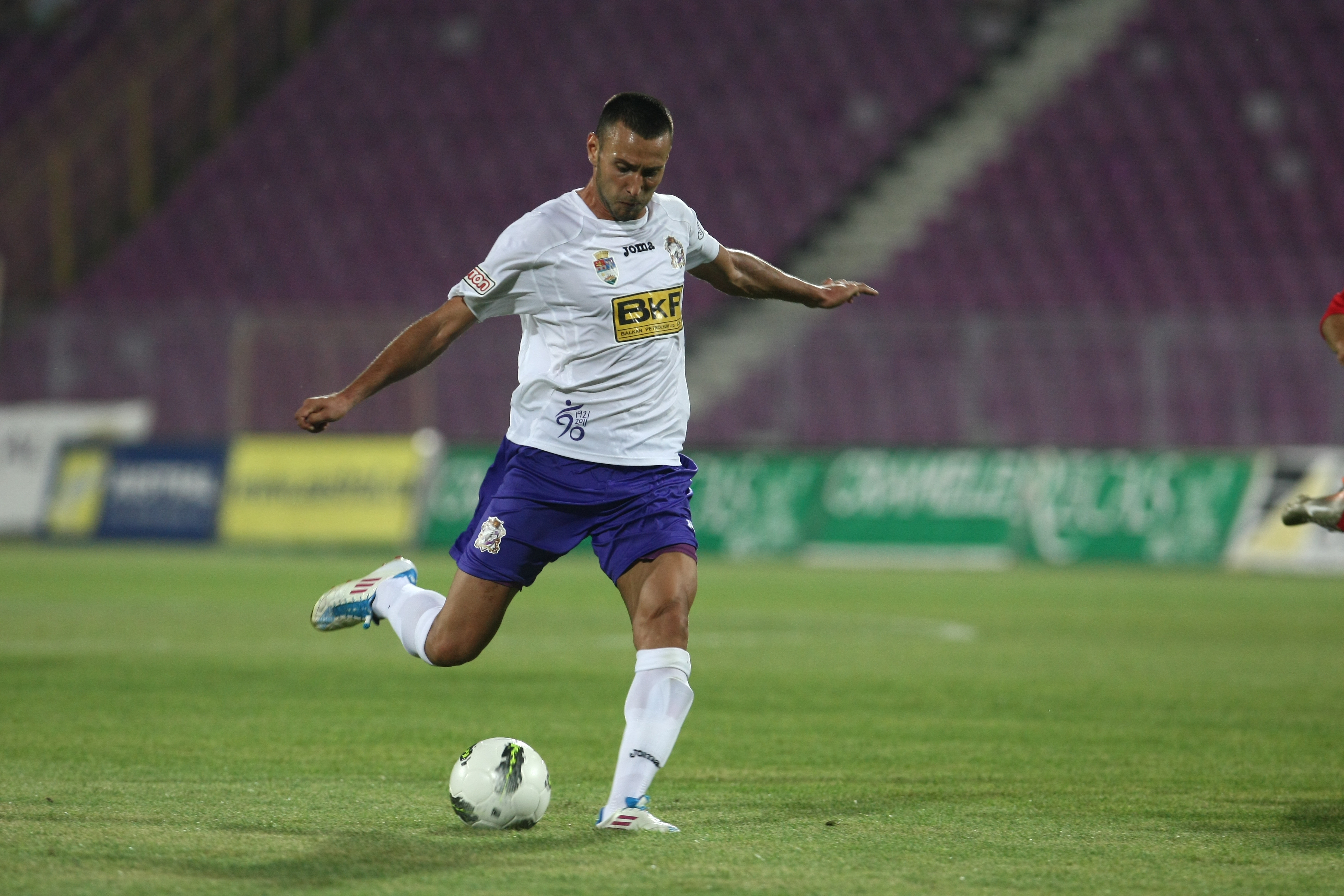 E oficial: Scutaru si Axente vor semna pe patru ani cu Dinamo