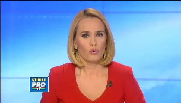 Fata de 4 ani care a murit in urma unei doze de paracetamol injectabil, condusa pe ultimul drum