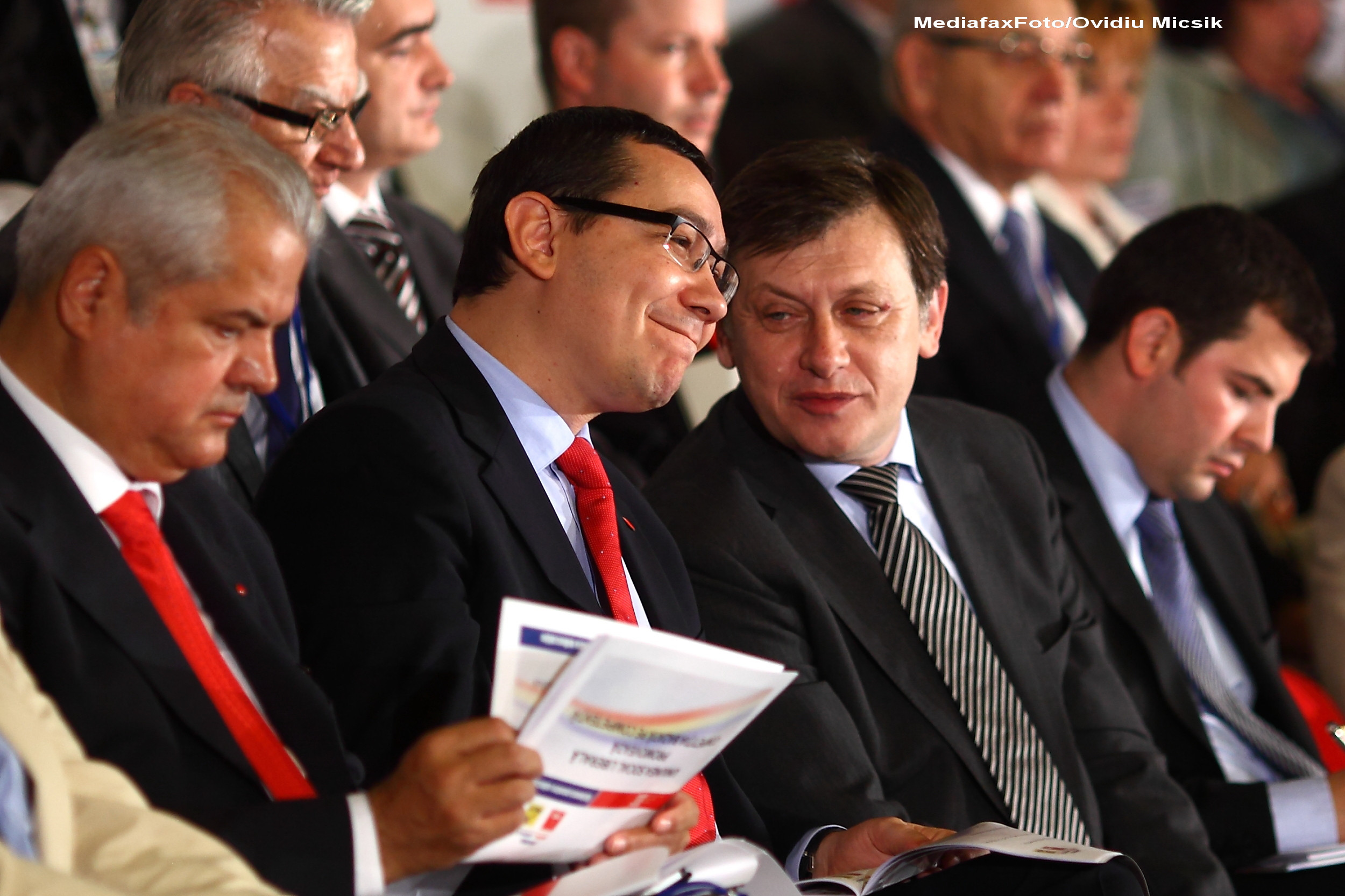 Scandalul "Trofeul calitatii". Ponta l-a demis pe seful Inspectoratului de Stat pentru Constructii