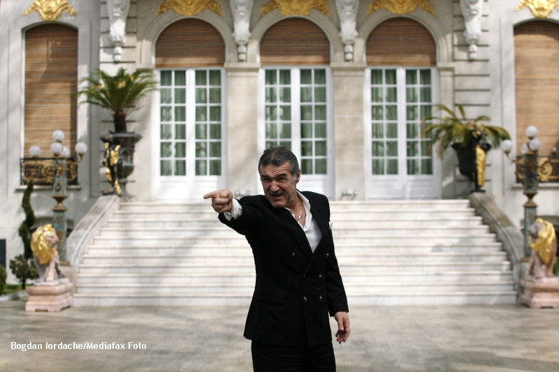 Gigi Becali, achitat in dosarul schimbului de terenuri cu MApN. DNA face recurs