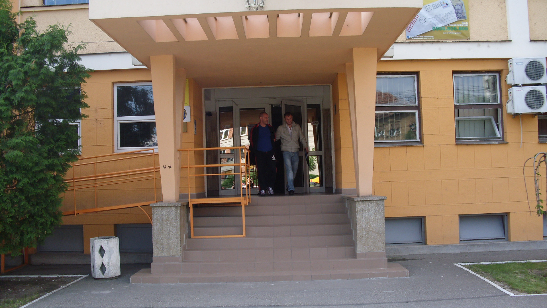 A furat un jeep de 50.000 de euro si dus a fost. Politistii l-au prins dupa doua luni