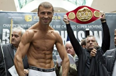 Bute vs. Froch, LIVE BLOG pana dimineata. Cele mai tari momente din meciul de box al anului. VIDEO
