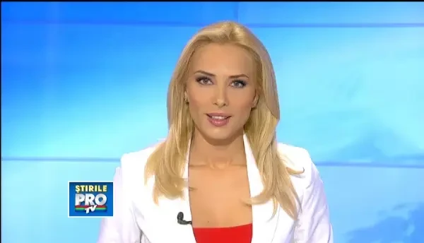 Festivalul de teatru de la Sibiu a inceput cu o noapte de vis pentru miile de localnici si turisti