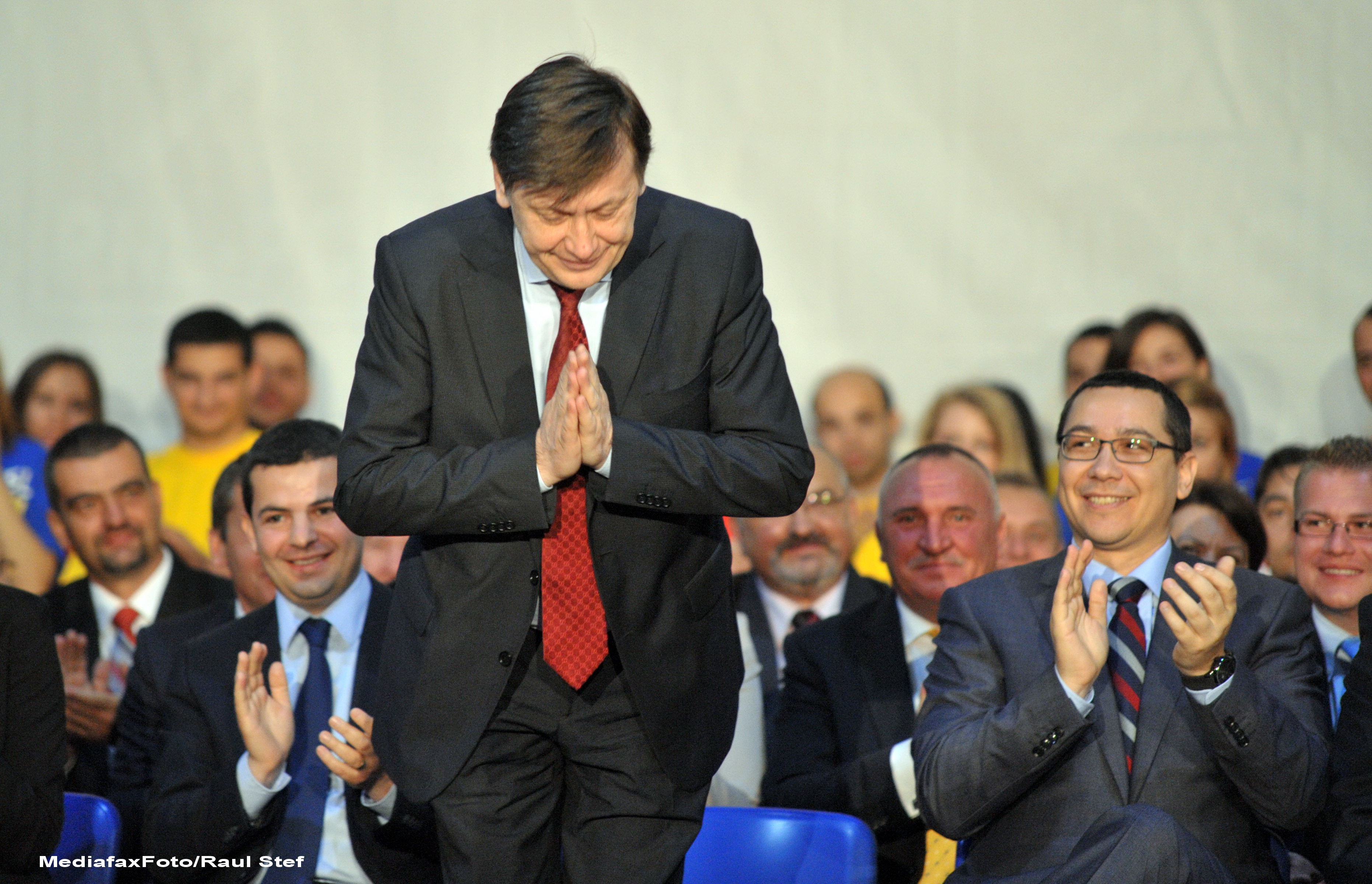 Liderii USL au avut o discutie privata cu IPS Pimen Suceveanul: "Avem ceva pacate, dar nu grave"