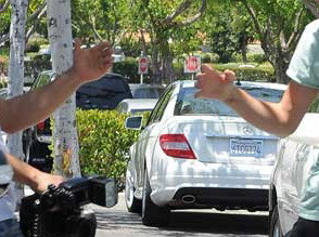 Gestul care a declansat dezastrul. Una din cele mai mari vedete ale momentului, acuzata de agresiune