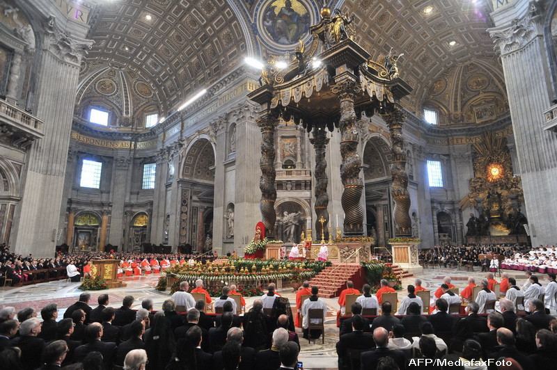 Vaticanul, implicat intr-un nou scandal. Pedeapsa maxima pentru cei care au SALVAT viata unei fetite