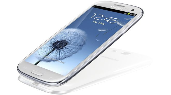Galaxy S III ajunge in magazinele din Romania. Unde e cel mai ieftin