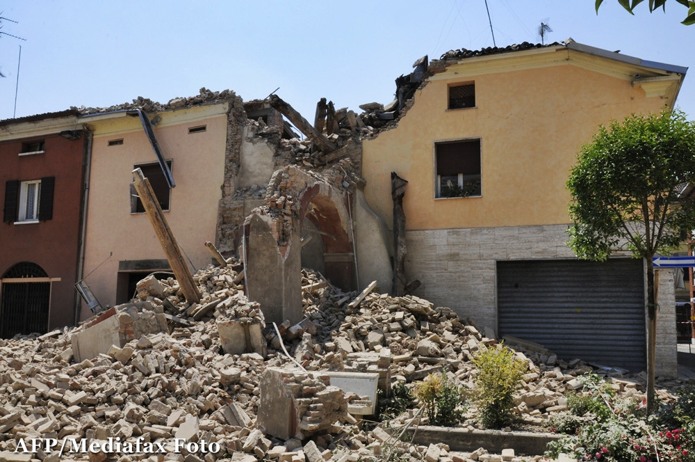 Bilantul cutremurului din Italia: 17 morti si 350 de raniti. Autoritati: "NU excludem alte seisme"
