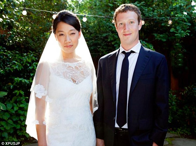 VEZI cati BANI a scos Mark Zuckerberg din buzunar pentru o cina romantica, in luna de miere! FOTO