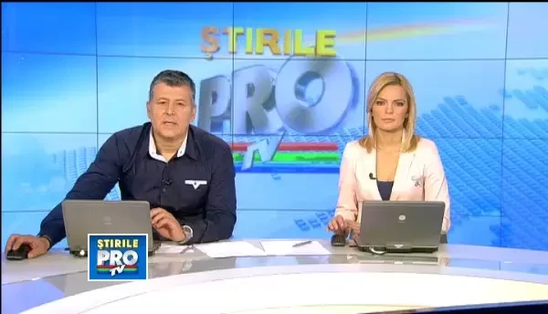 BORDURA-capcana din drum. O soferita s-a rasturnat cu masina in mijlocul unui bulevard din Bucuresti